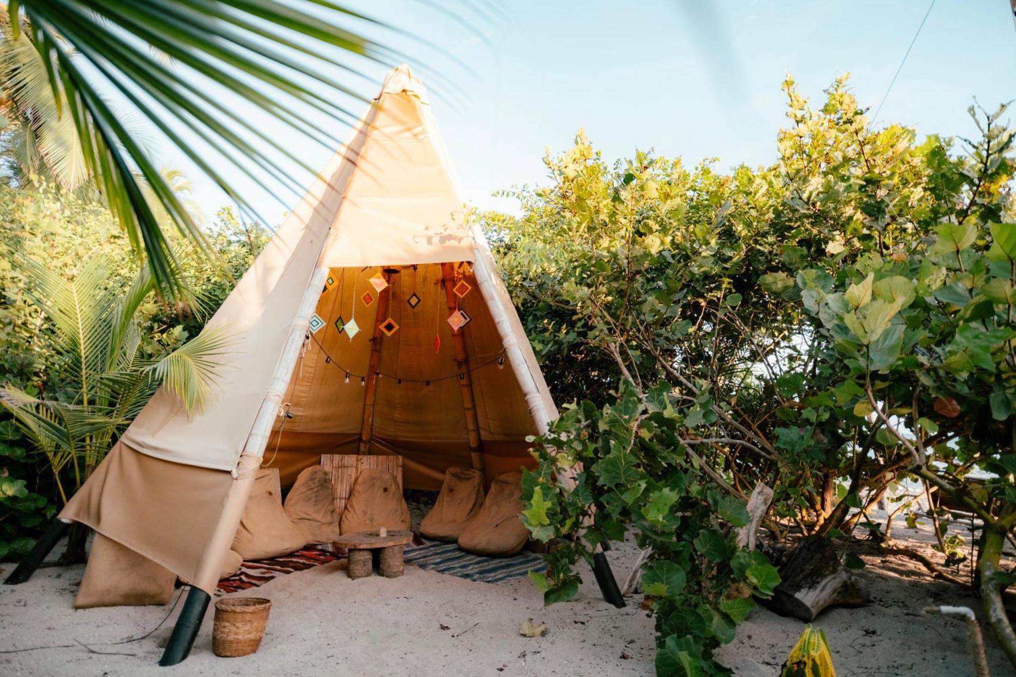 Отель Lote 10 Glamping Гуачака Экстерьер фото